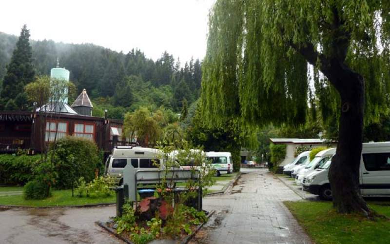 Queenstown Top 10 Holiday Park Full Service Camp New Zealand Queenstown top 10 holiday park full service camp new zealand